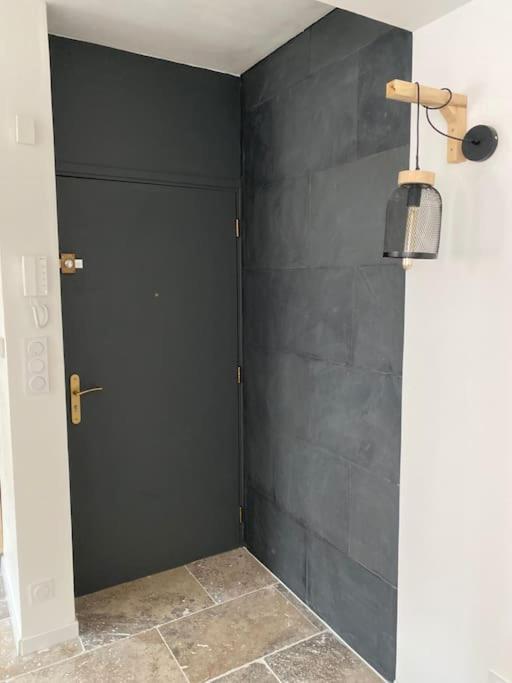 Saint-laurent-20 Min Lyon-proche Aeroport-eurexpo Appartamento